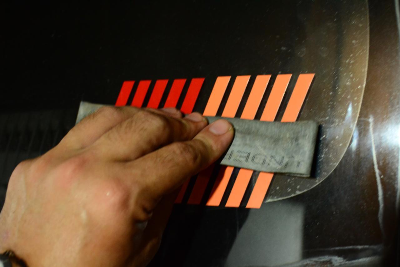 How to Add Custom Decals to a Car: 8 Steps (with Pictures)