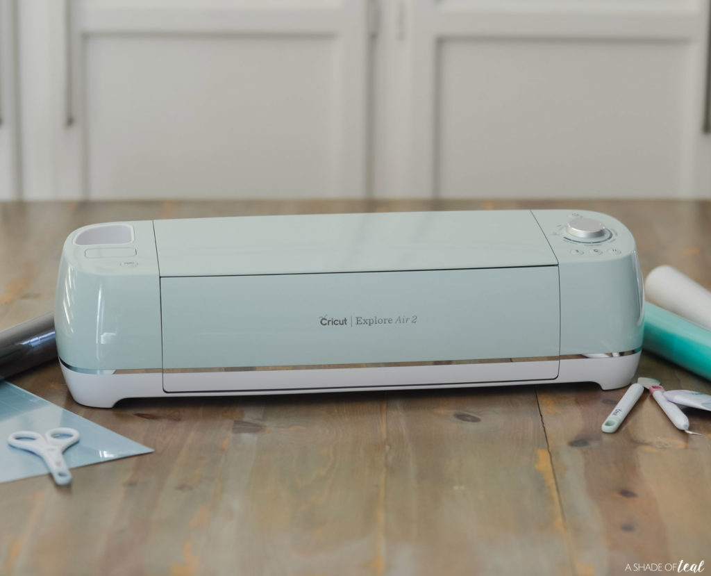 How to use Cricut Venture to Batch Handmade Crafts - TCBS