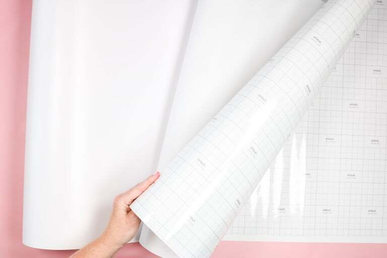 How to Apply Large Vinyl Decals to Walls - Angie Holden The Country ...